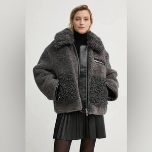 STAND studio Joann Jacket 
Size S